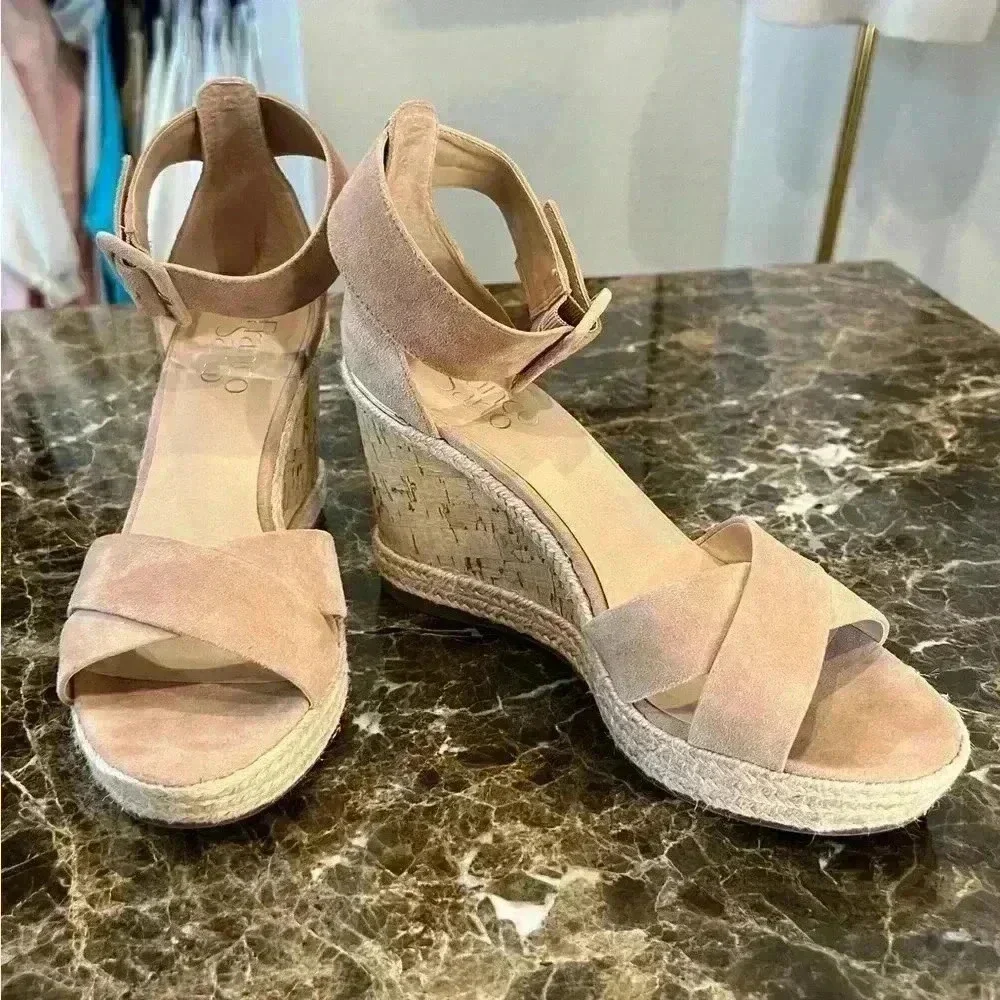 Franco Sarto Shoes: Franco Sarto Quintana Suede Espadrilles Peach Size 7.5M